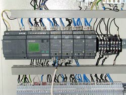 Cистема управления подъемником на базе промышленного контроллера Siemens Logo