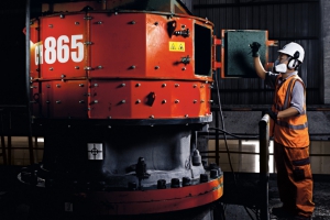 Компания Sandvik Mining расширила линейку горнопромышленных конусных дробилок серии CH800, выпустив две технологически усовершенствованные модели с улучшенной производительностью и рентабельностью в сегменте среднего класса.  